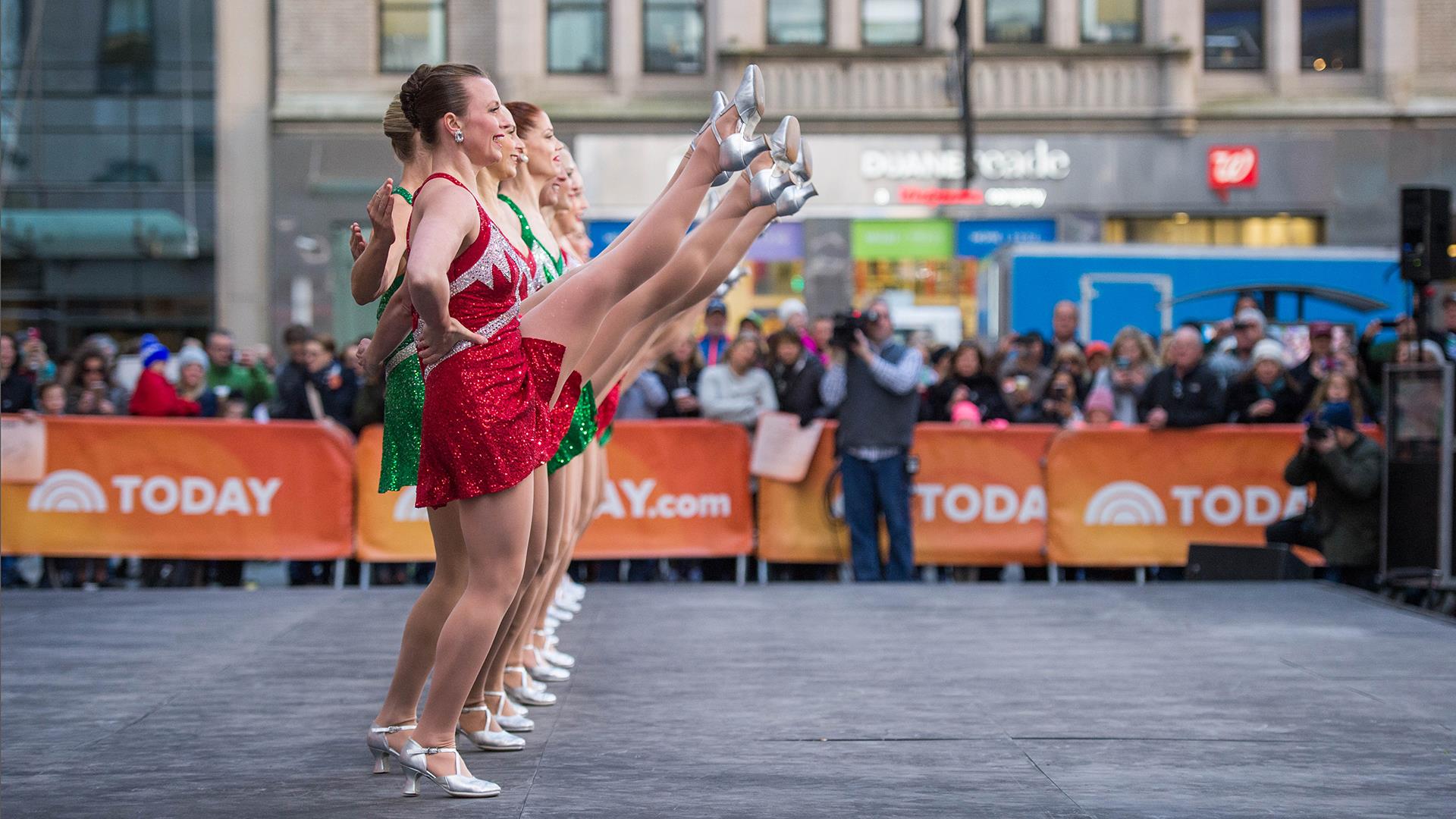See iconic Rockettes performance of 'Happy Holidays' on the plaza