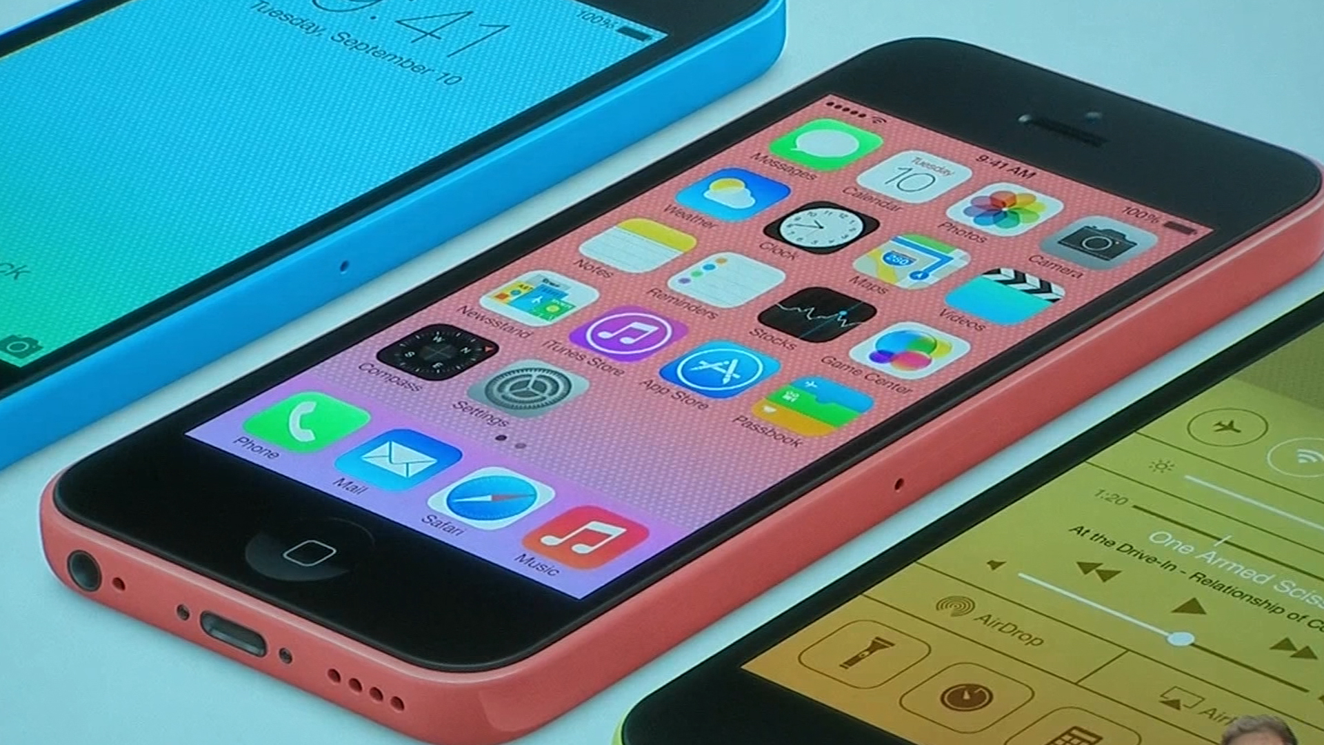 Apple iPhone 5C and