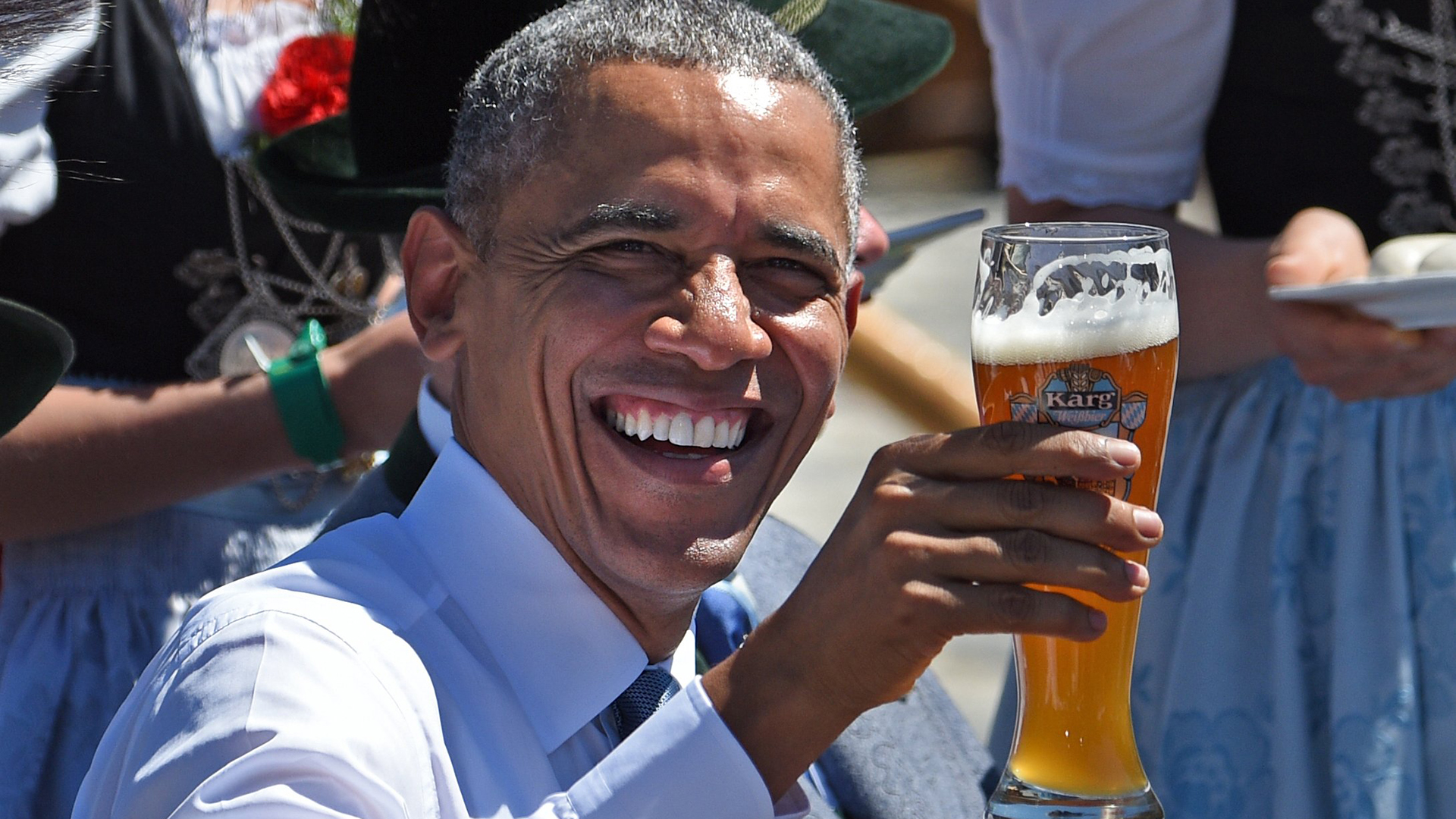 Obama, Merkel Enjoy Beer and Pretzels Ahead of G-7 - NBC News.com