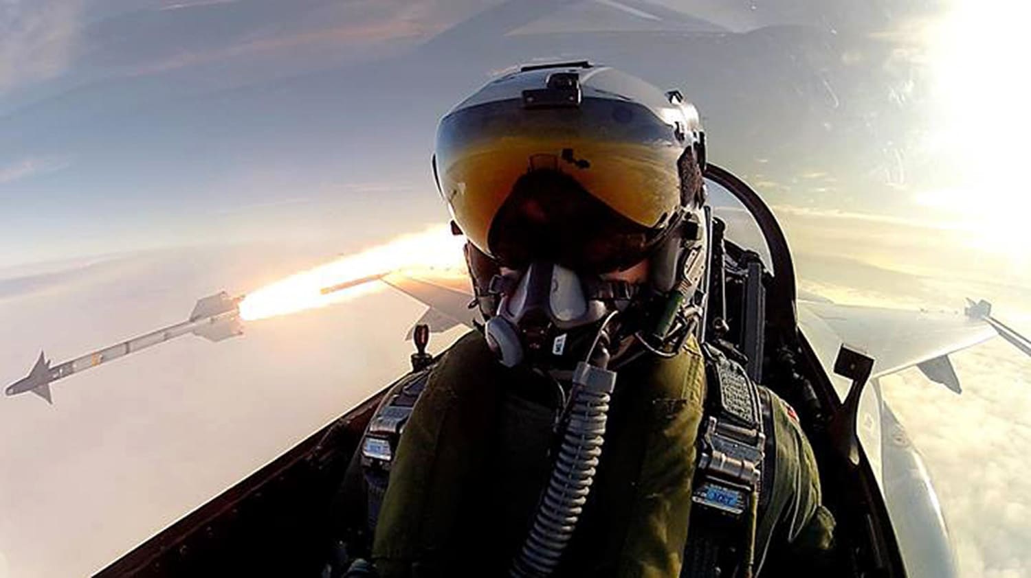 Extreme Selfie Fighter Pilot Snaps Epic Action Shot Nbc News 