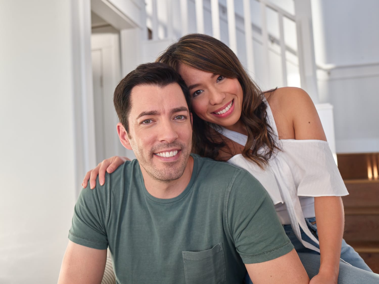 'Property Brother' Drew Scott gives sneak peek to new project — his own house!