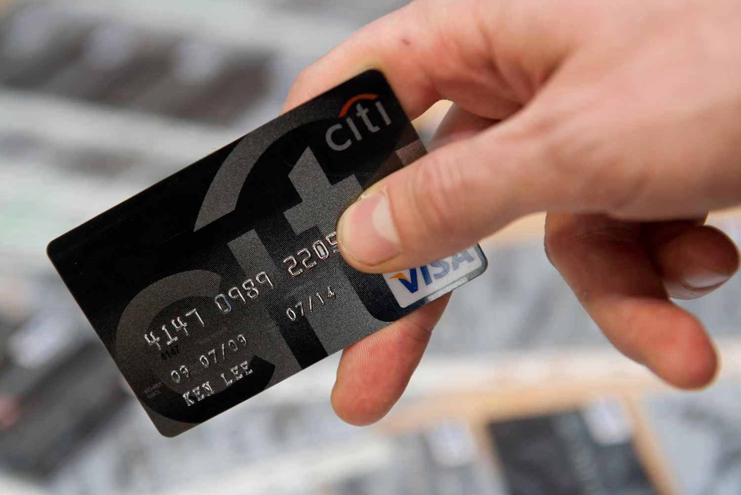 Hane arbejde Andre steder From online hacks to plastic fakes: The strange life of a stolen credit card