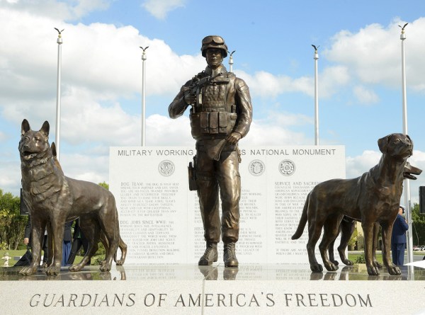 US military dedicates first national monument to combat dogs - NBCNews.com (blog)