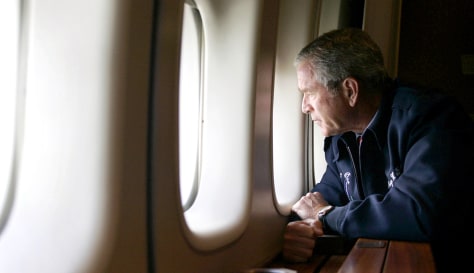 IMAGE: BUSH VIEWING NEW ORLEANS FROM PLANE