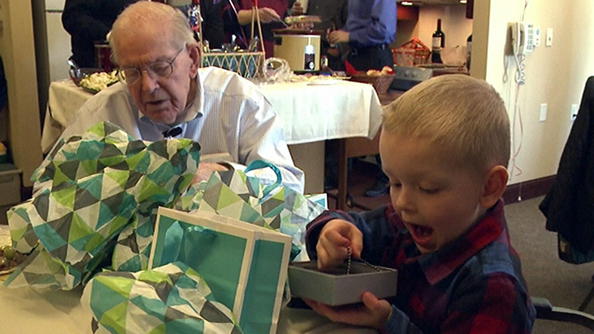 Reunited: Preschooler visits 90-year-old friend - TODAY.com