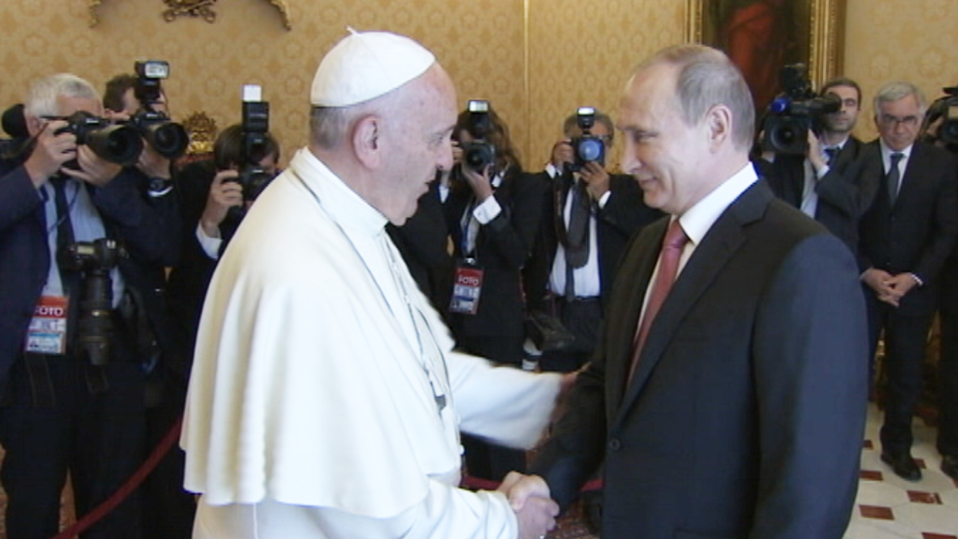 Jet elegant Flytte Putin Visits Pope Francis at The Vatican