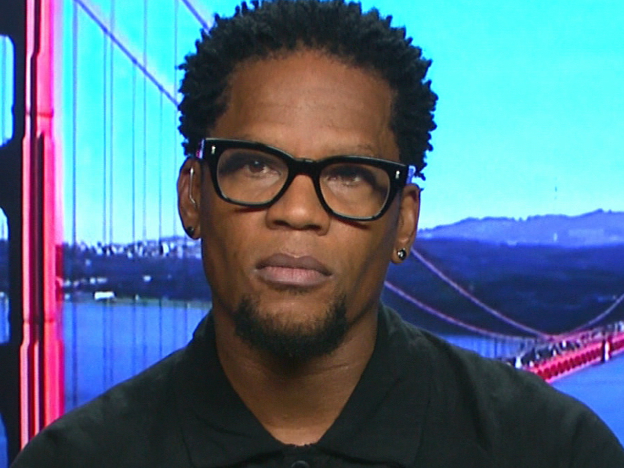 Dl Hughley Takes On Politics Empty Vessel Romney And Chick Fil A - 
