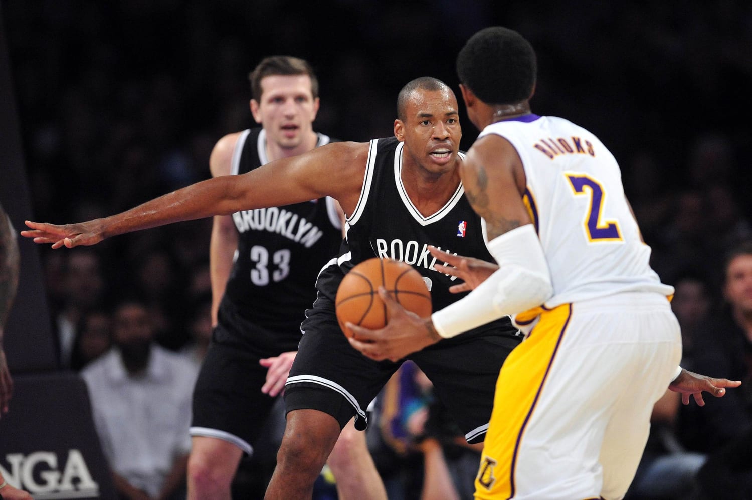 Nba's Jason Collins Comes Out As Gay