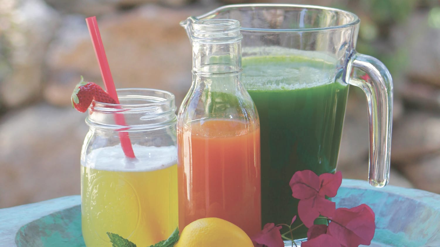 Clean & green: Healthy juice recipes to make in a blender ...