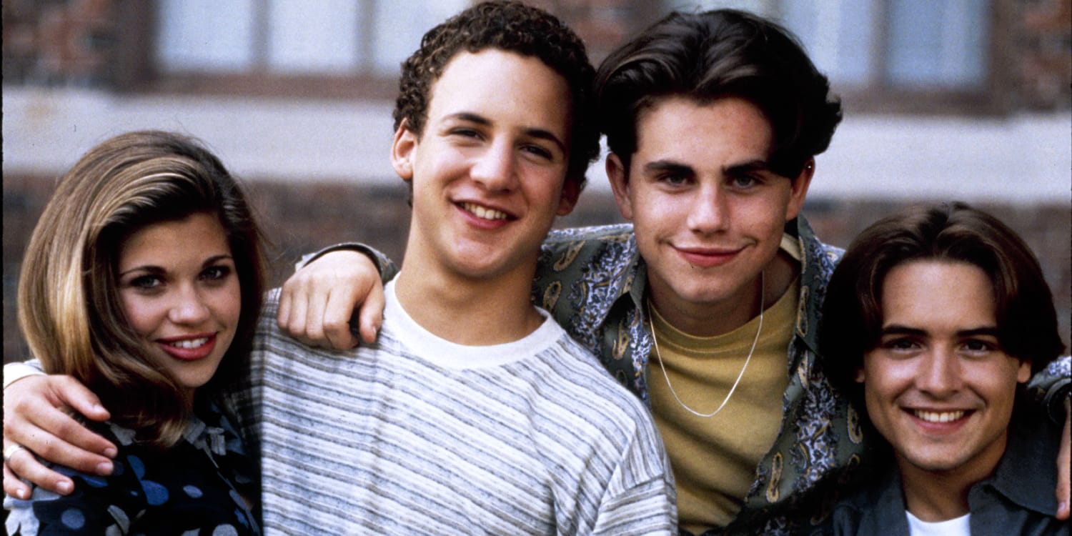 Boy Meets World' cast reunites with their old teacher, Mr. Feeny — see the  pics