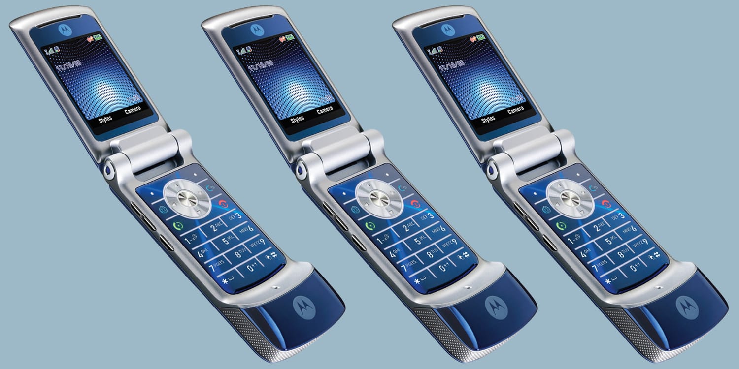 Verizon Is Bringing Back The Motorola Razr Flip Phone