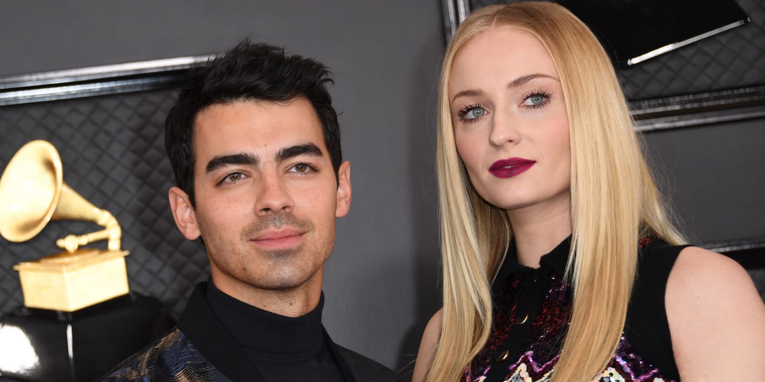Joe Jonas And Sophie Turner Are Expecting Their 1st Child