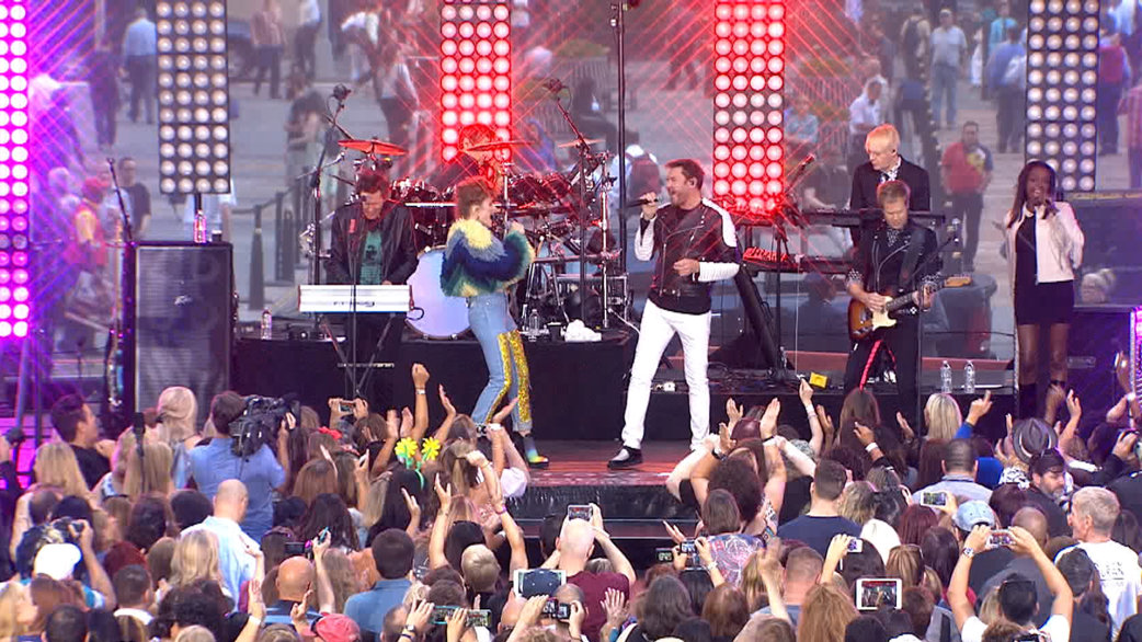 Duran Duran perform ‘Last Night in the City’ on the plaza - TODAY.com