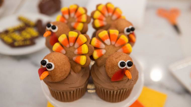 Festive cupcake decorations to sweeten your Thanksgiving