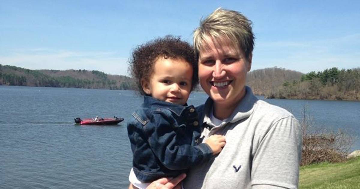 Black Donor Sperm Mistakenly Sent To White Mom Jennifer Cramblett Suit-1117