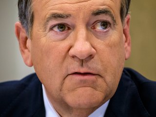 Pro-Huckabee SuperPAC Takes Aim At Cruz's Faith in New Ad