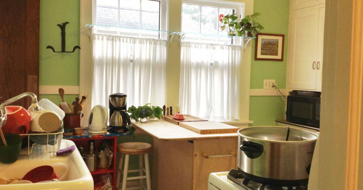 Home makeover: See what this cramped kitchen looks like after a massive ...
