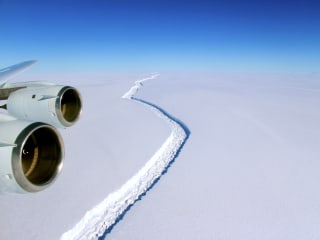 Antarctic Shelf Close to Calving Massive Iceberg, Scientists Say