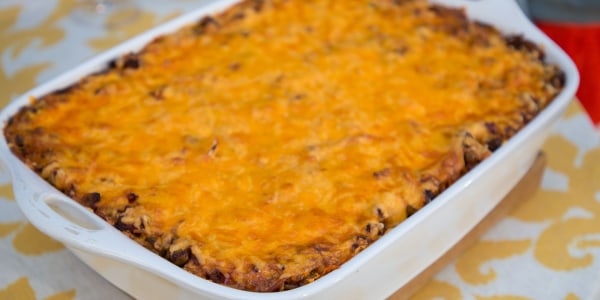 Easy Spaghetti Bake with Ground Beef and Veggies