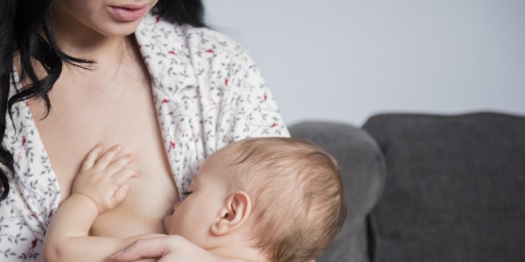 5 month old baby breastfeeding