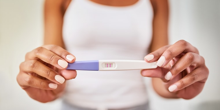 Як дізнатися чи ти вагітна в перші дні?