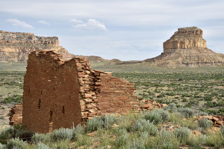 Image: The ruins of Una Vida house built by Ancient Puebloan People in the Chaco Culture National Historical Park