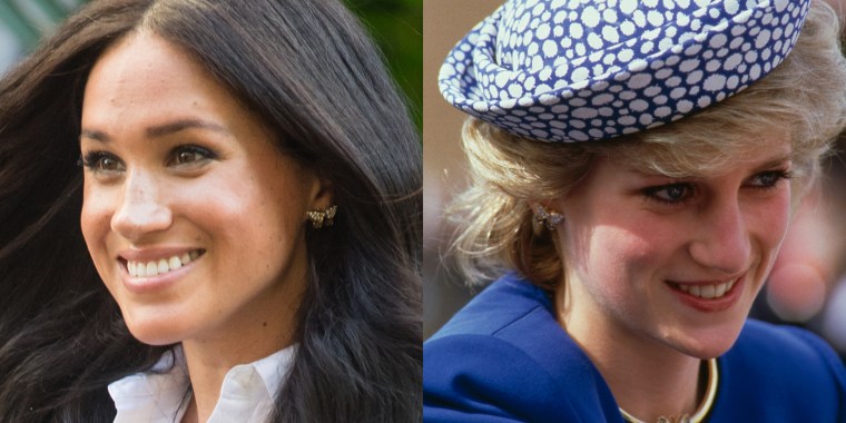 The dazzling earrings looked stunning on both women.