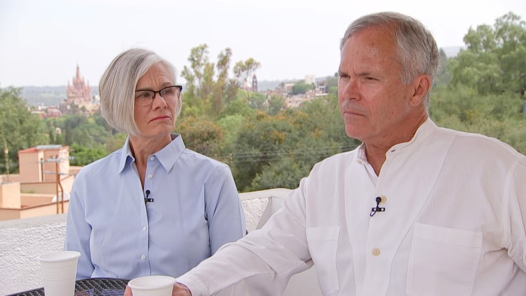 Kelly (left) and Jim Karger (right) moved to San Miguel de Allende from Dallas more than 18 years ago. They said they found out that nearly all the money they had put away through Monex was gone when Jim visited a Monex branch in the city of Quer?taro last December.