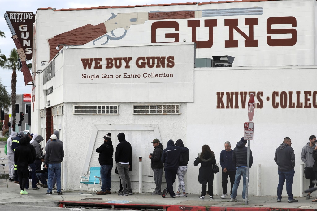 Pandemic pushes U.S. gun sales to all-time high