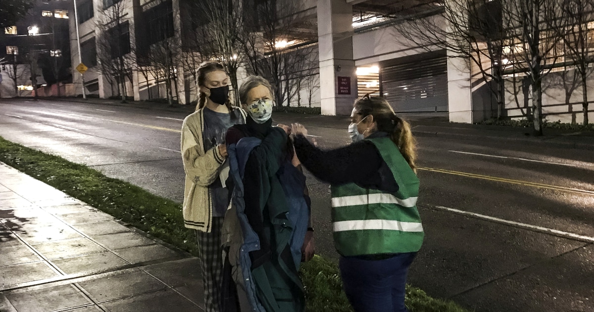 Crazy people are scrambling to vaccinate hundreds of freezers in Seattle