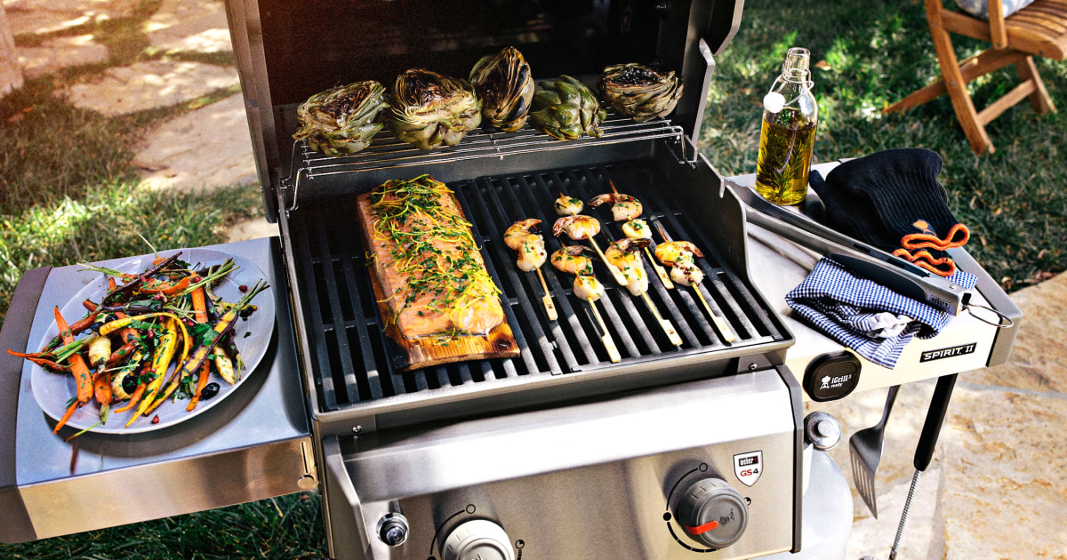7 Best Gas Grills Of 2021 According To Experts