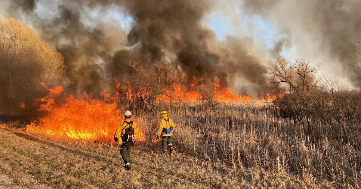 Wisconsin in a state of emergency due to forest fire hazards;  more than 1,400 acres already burned